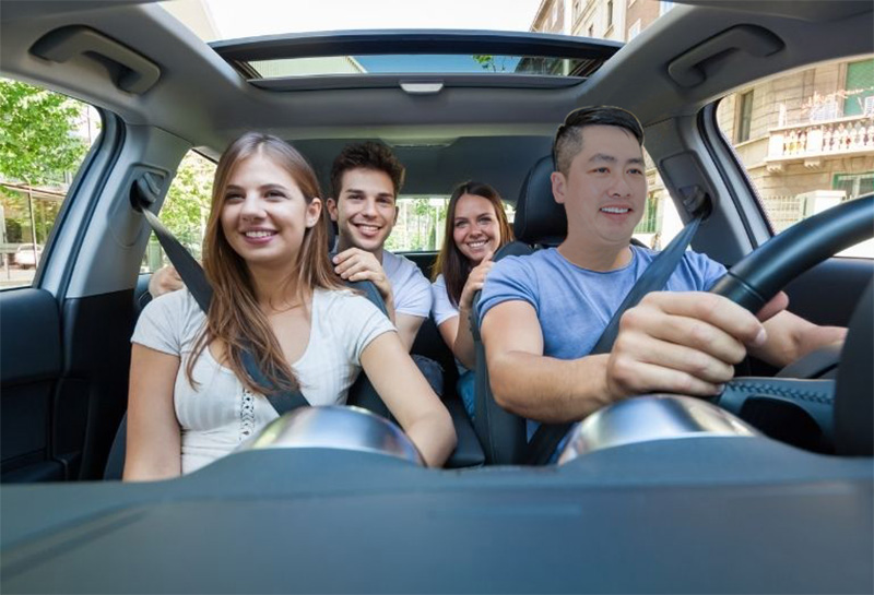 Uu diem khi di xe ghep se rong rai thoai mai va linh hoat hon gia cung re hon